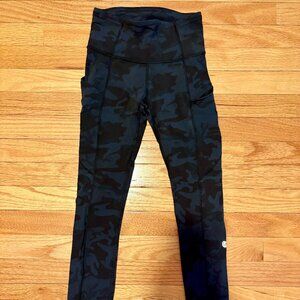 Lululemon Fast and Free High-Rise Tight 25" Camo Size 2